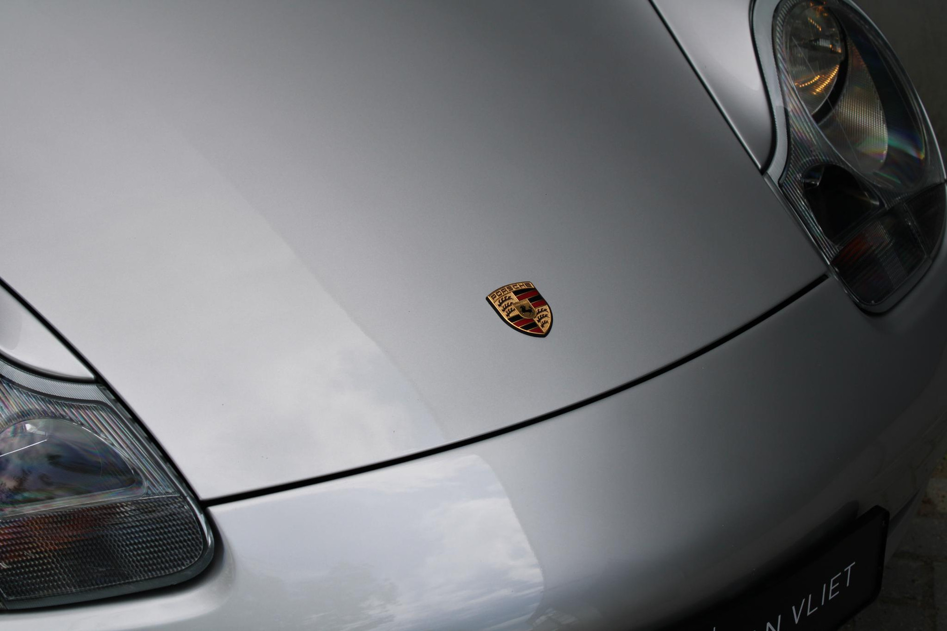 39208864-23.jpg