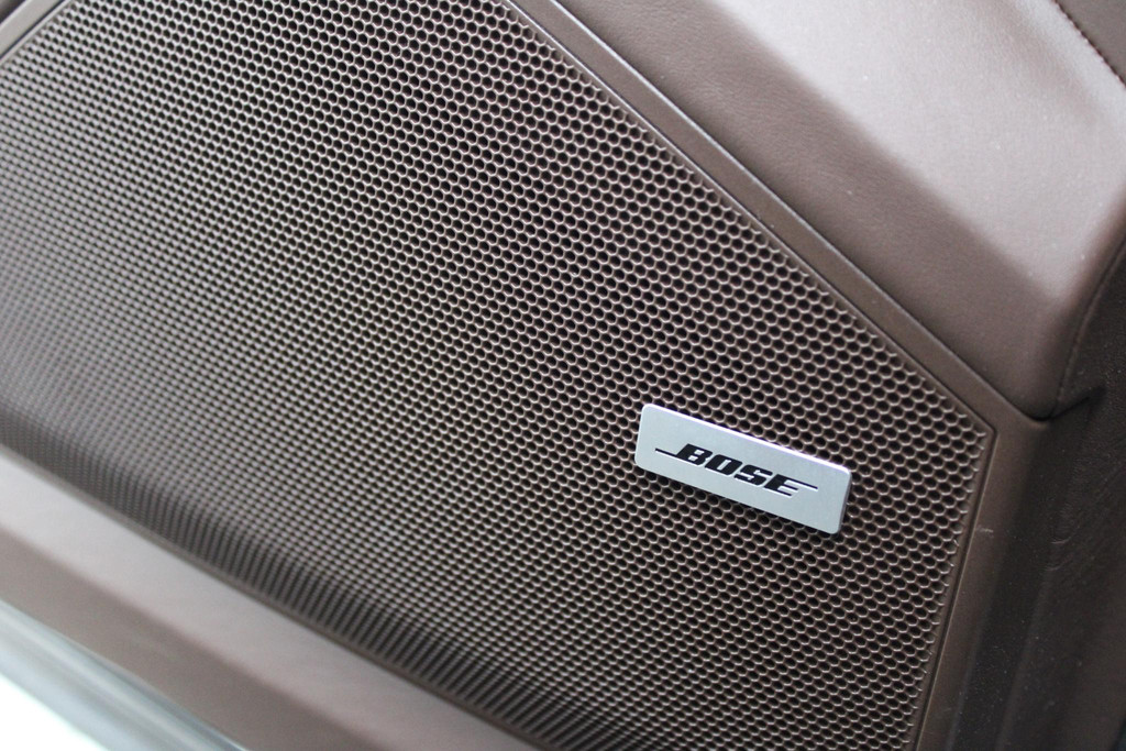 56489408-21.jpg