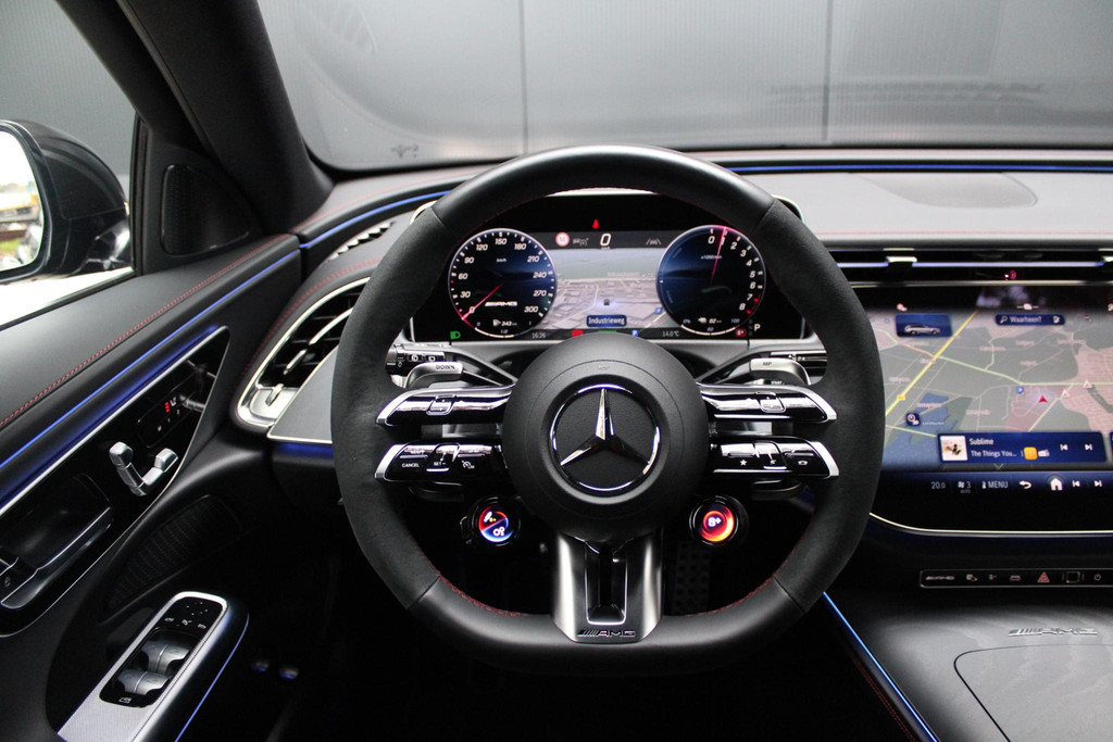 57569569-4.jpg